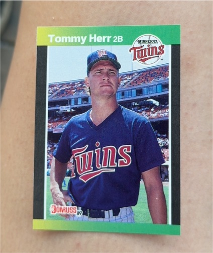1989 Donruss #301 Tommy Herr — front