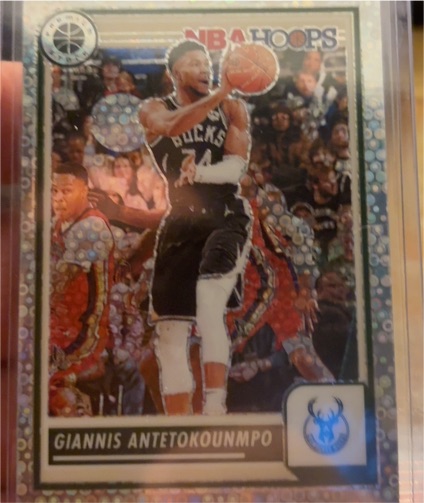 2023-24 Panini NBA Hoops Premium Stock #23 Giannis Antetokounmpo — front