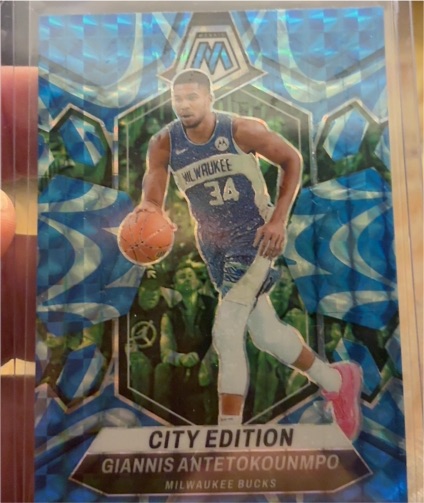 2023-24 Panini Mosaic City Edition #279 Giannis Antetokounmpo — front
