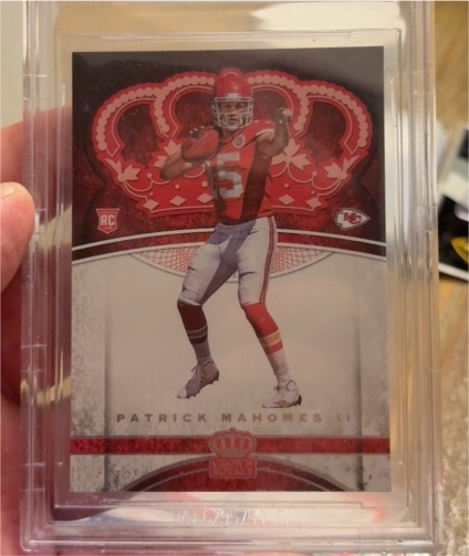 2017 Panini Crown Royale #84 Patrick Mahomes II — front