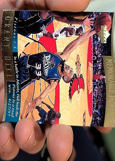 1997 Upper Deck Memorabilia #412 Grant Hill — front
