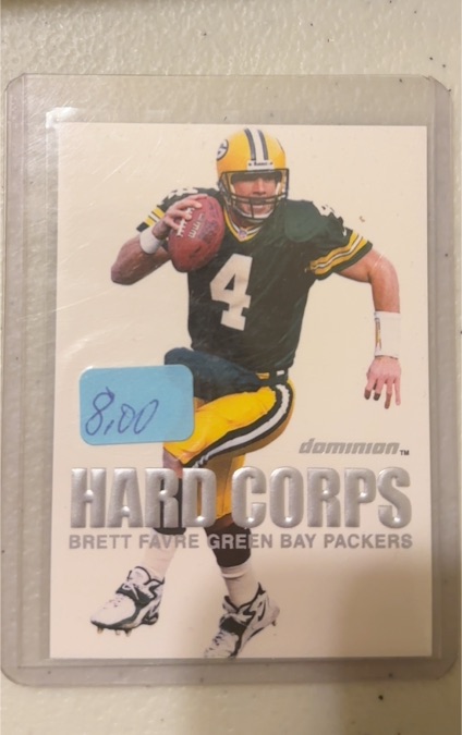 2000 SkyBox Dominion Hard Corps #1 Brett Favre — front