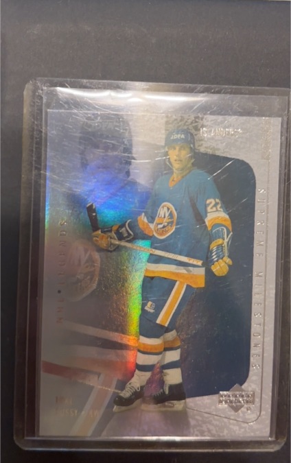 1993 Upper Deck #15 Pat LaFontaine — front