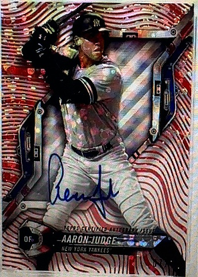 2018 Topps High Tek Aaron Judge Autograph — front