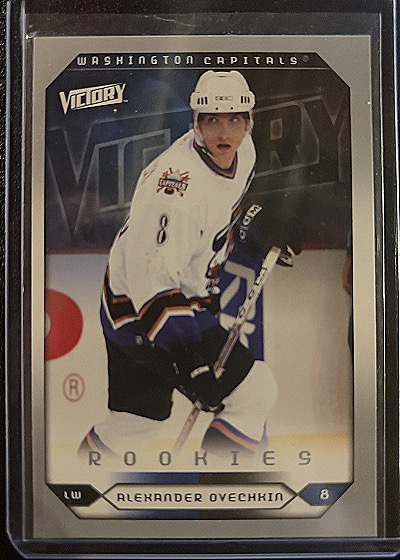 2005-06 Upper Deck Victory Rookies Alexander Ovechkin #264 — front