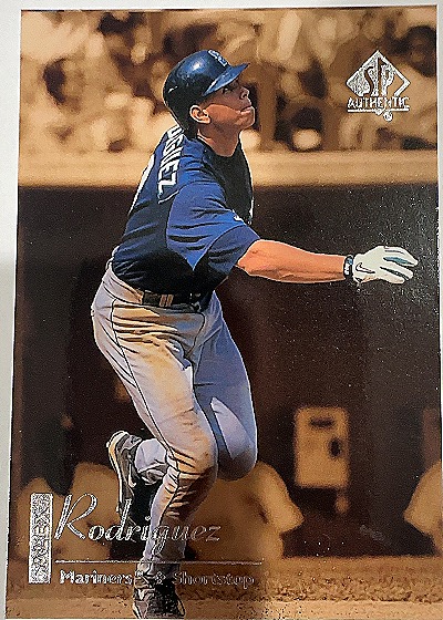 1999 SP Authentic #77 Alex Rodriguez — front