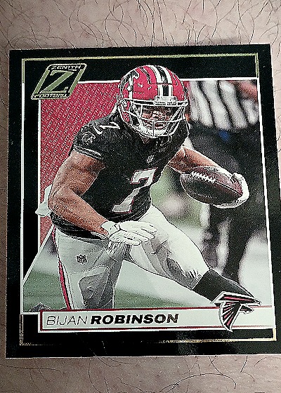 Bijan Robinson 2024 Panini Zenith — front