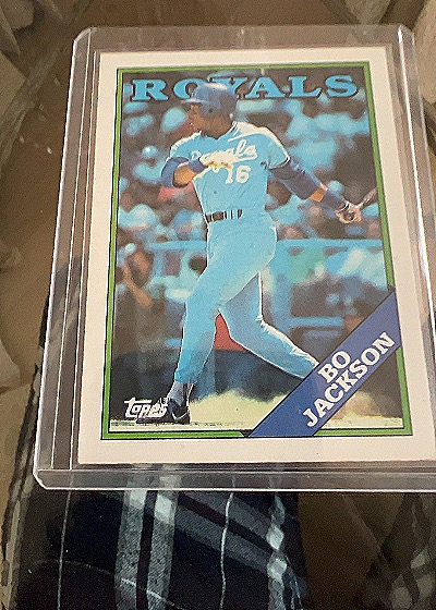 1988 Topps #750 Bo Jackson — front