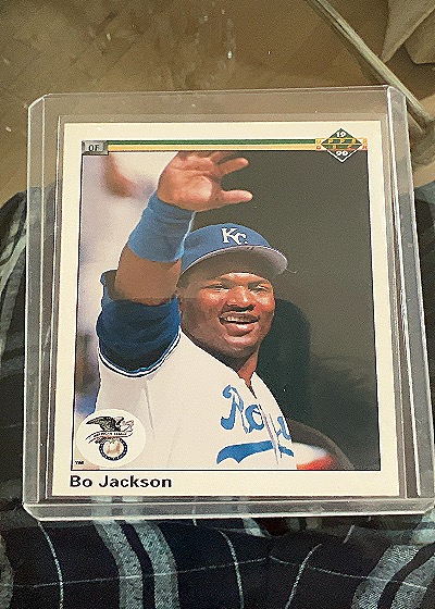 1990 Upper Deck Bo Jackson #75 — front