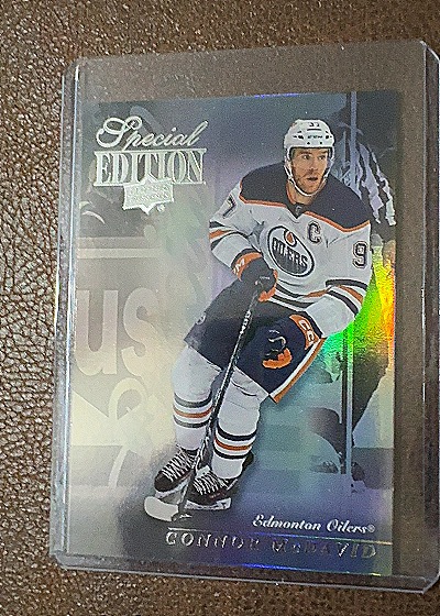 2023-24 Upper Deck Series 1 Special Edition Connor McDavid — front