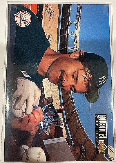 1994 Upper Deck Collector's Choice #355 Don Mattingly — front