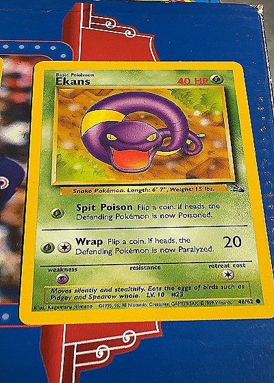 Ekans 46/62 Fossil — front