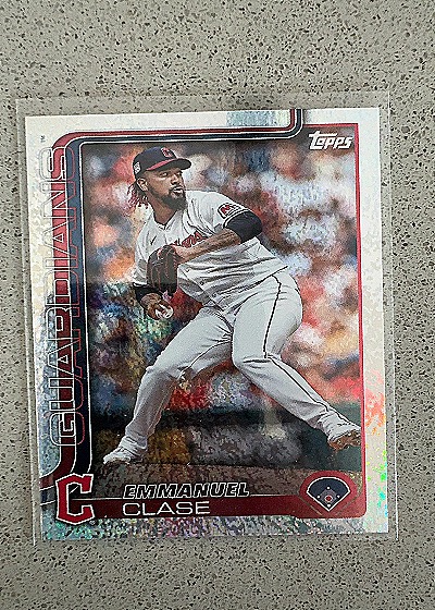 2025 Topps Series 1 Emmanuel Clase — front