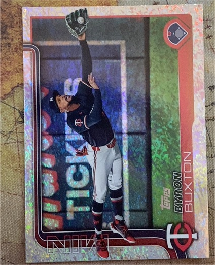 2025 Topps Series 2 #530 Byron Buxton — front