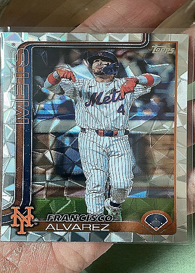 Francisco Alvarez 2025 Topps Series 1 — front