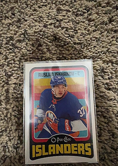 Ilya Sorokin O-Pee-Chee Islanders — front