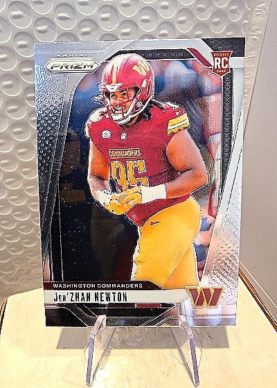 2024 Panini Prizm #351 Jer'Zhan Newton RC — front