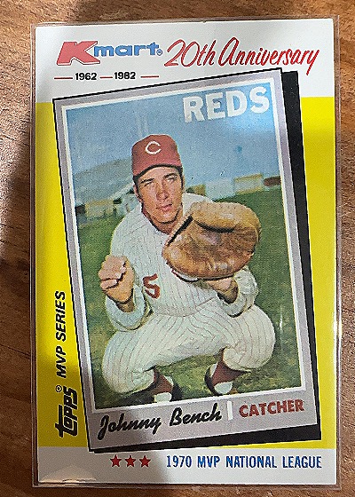 1982 Topps #18 Johnny Bench — front