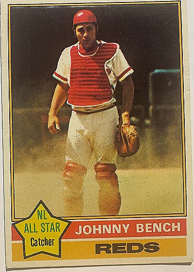 1976 Topps #300 Johnny Bench — front