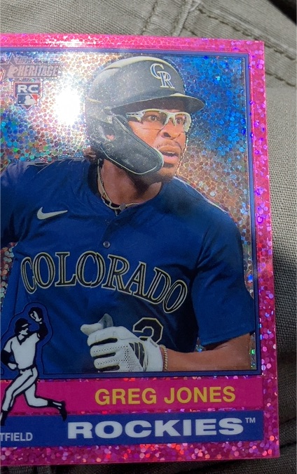 2025 Topps Heritage #392 Greg Jones — front