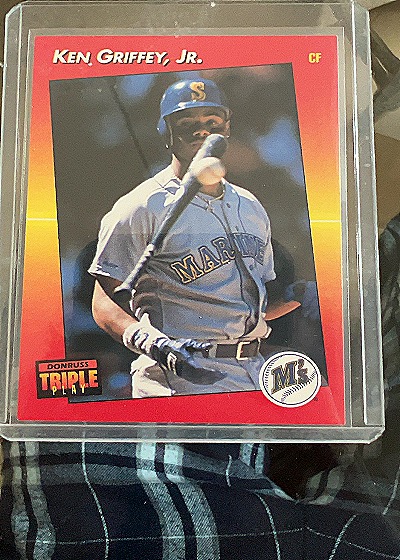 1992 Donruss Triple Play #152 Ken Griffey Jr. — front