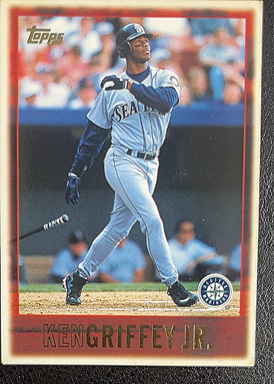 1997 Topps #300 Ken Griffey Jr. — front