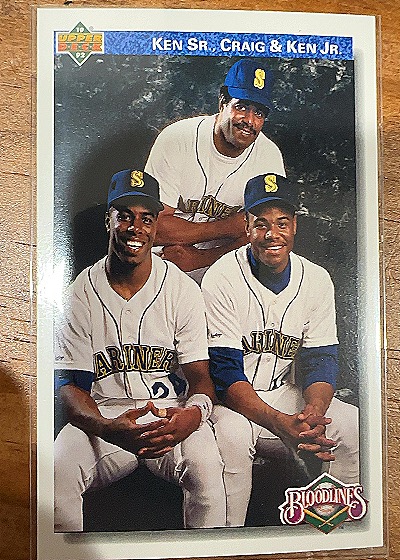 1992 Upper Deck #85 Ken Griffey Jr., Ken Griffey Sr., Craig Griffey — front