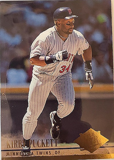 1994 Fleer Ultra #394 Kirby Puckett — front