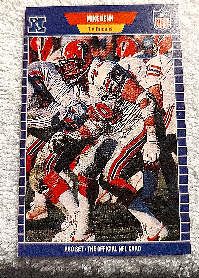 1989 Pro Set #11 Mike Kenn — front