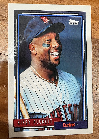 1992 Topps #575 Kirby Puckett — front