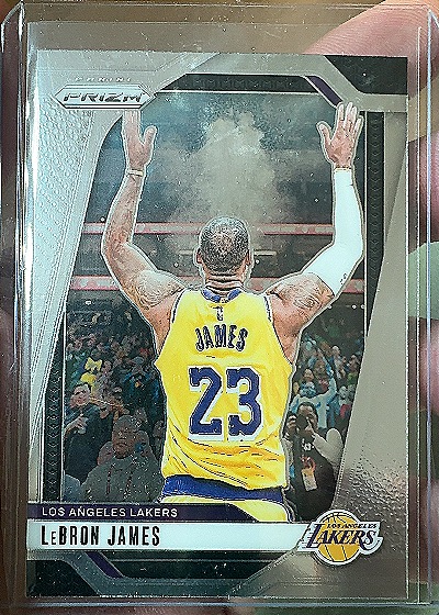 LeBron James Chalk Toss — front