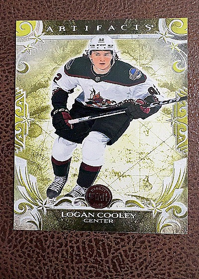 2024-25 Upper Deck Artifacts Neon Green #121 Logan Cooley — front