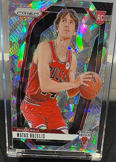 Matas Buzelis 2024-25 Panini Prizm RC — front