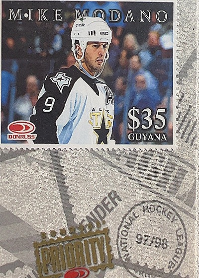 1997-98 Donruss Priority Stamps #12 Mike Modano — front