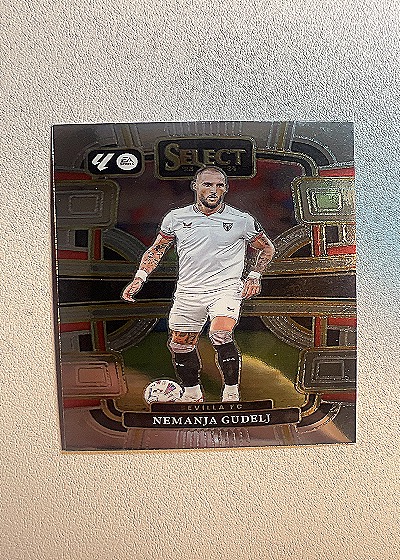Nemanja Gudelj Sevilla FC — front