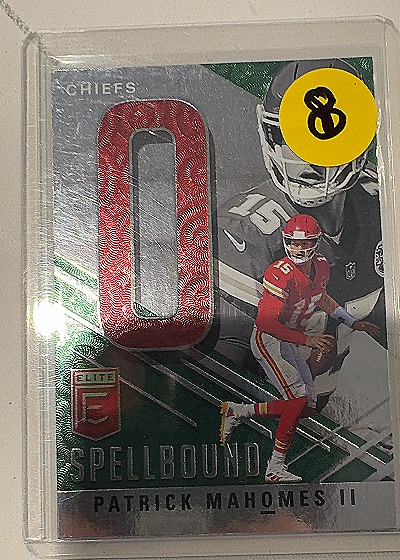 2021 Panini Donruss Elite Spellbound Green #S-O Patrick Mahomes II — front