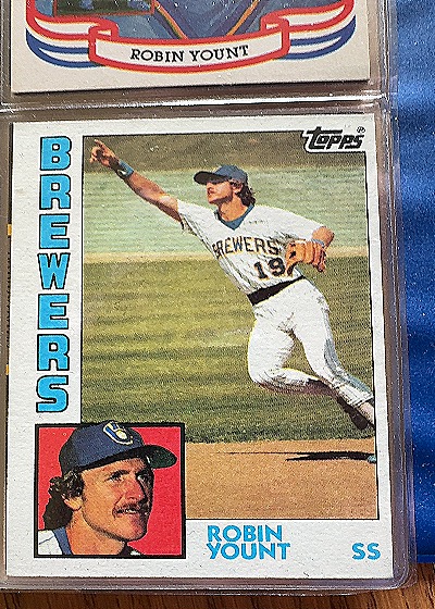 1984 Topps #10 Robin Yount — front