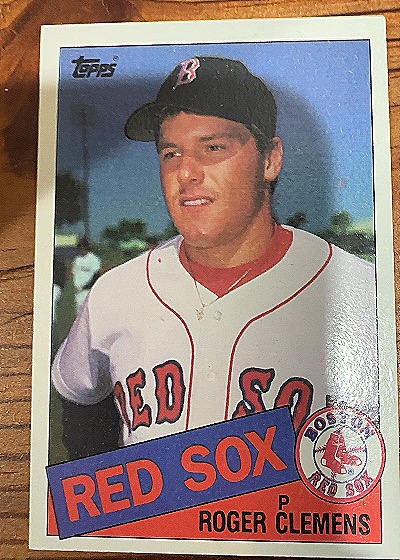 1985 Topps Roger Clemens Rookie Card — front