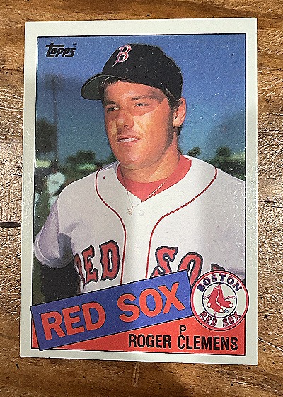 1985 Topps Roger Clemens Rookie Card — front