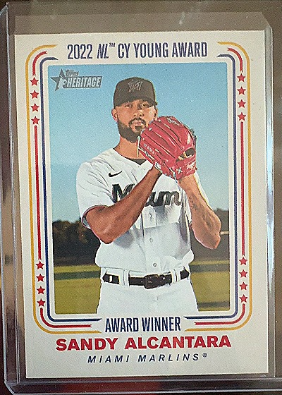 2023 Topps Heritage Award Winner Sandy Alcantara — front