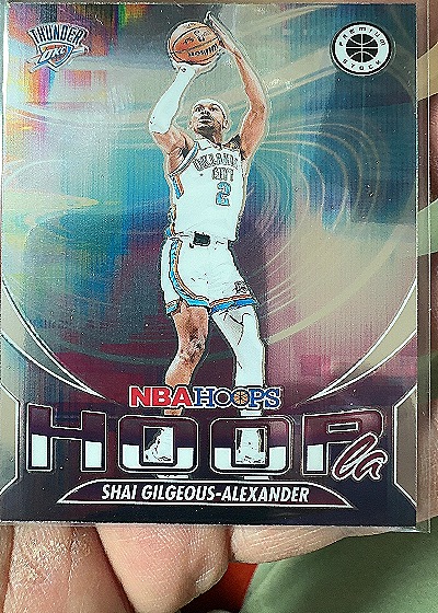 2023-24 Panini NBA Hoops Premium Stock Hoopla #4 Shai Gilgeous-Alexander — front
