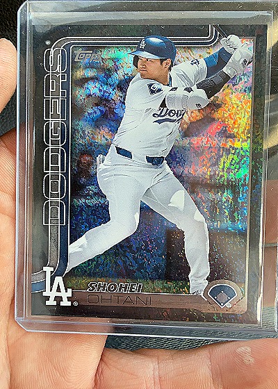 2025 Topps Shohei Ohtani — front