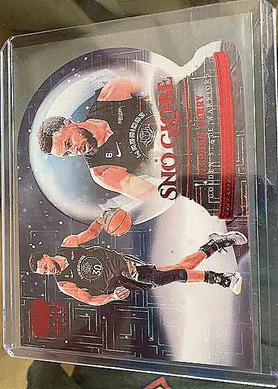 2022-23 Panini Crown Royale Sno Globe Stephen Curry — front