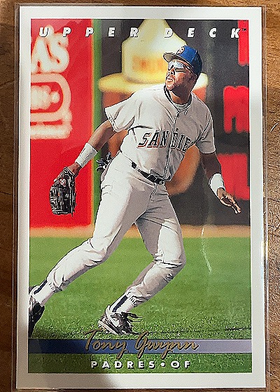 1993 Upper Deck #165 Tony Gwynn — front