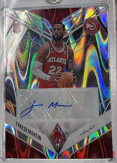 2022-23 Panini Chronicles Phoenix Rookie Autographs Tyrese Martin — front
