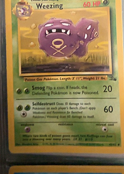 Weezing 45/62 Fossil — front