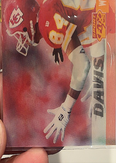 1995 Fleer Willie Davis — front