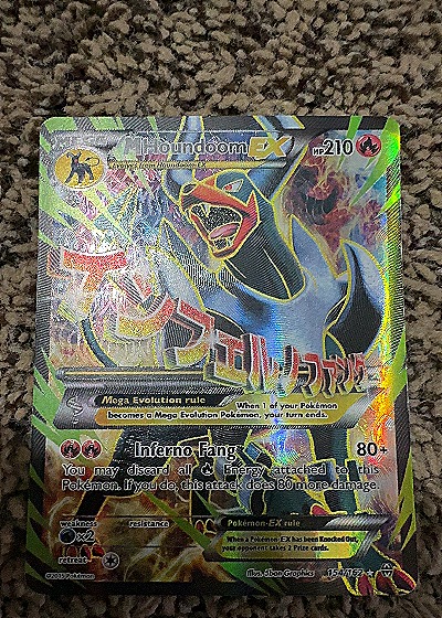 2015 Pokémon #154/162 Houndoom — front