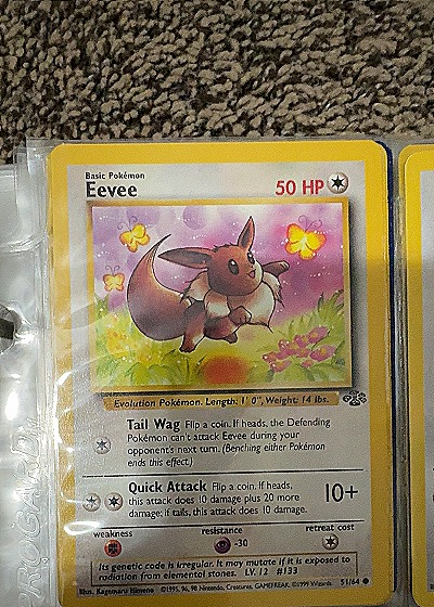 1999 Wizards of the Coast #51/64 Eevee — front