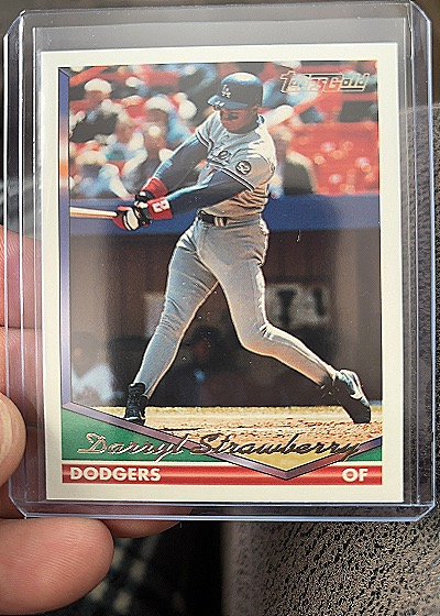 1994 Topps #640 Darryl Strawberry — front